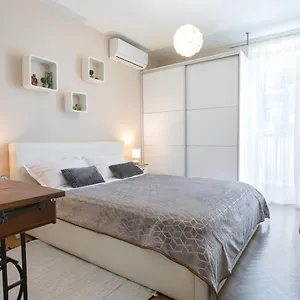 https://relax-apartment.splithotels.org